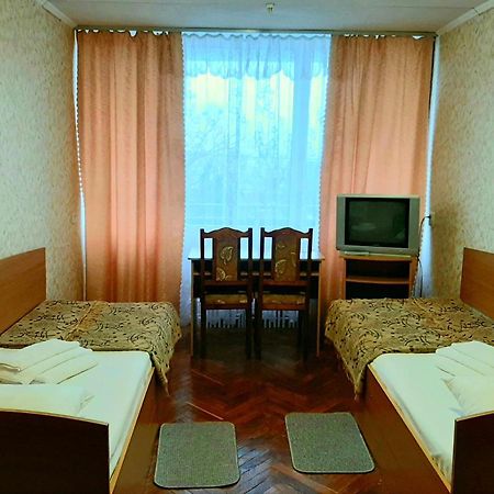 Tourist Hotel ハルキウ エクステリア 写真